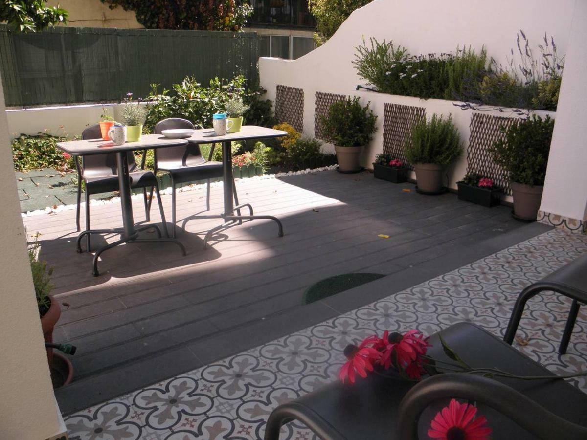 Sunny Orange Garden Apartment In Central 리스본 외부 사진