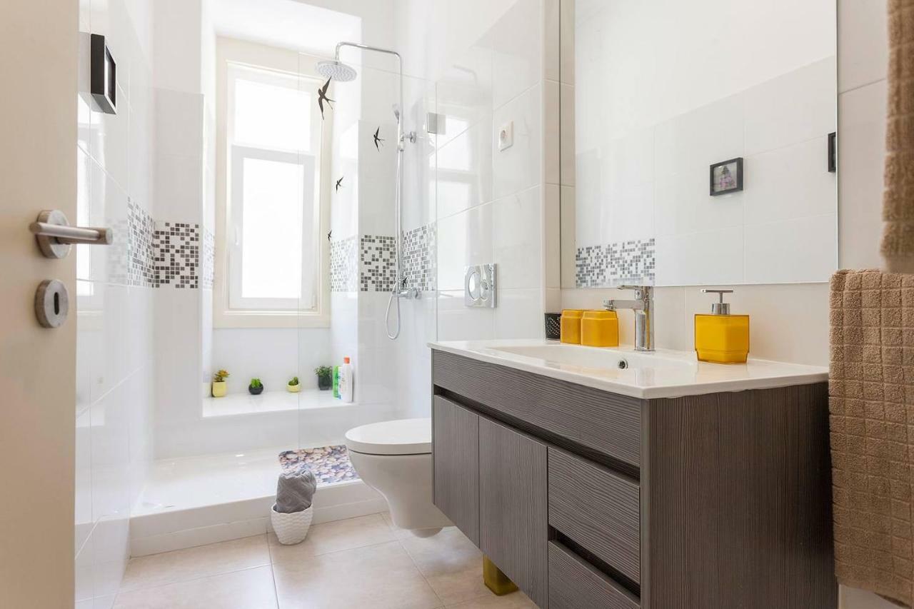 Sunny Orange Garden Apartment In Central 리스본 외부 사진