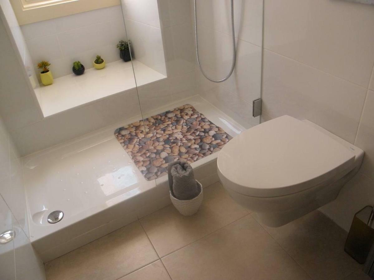 Sunny Orange Garden Apartment In Central 리스본 외부 사진