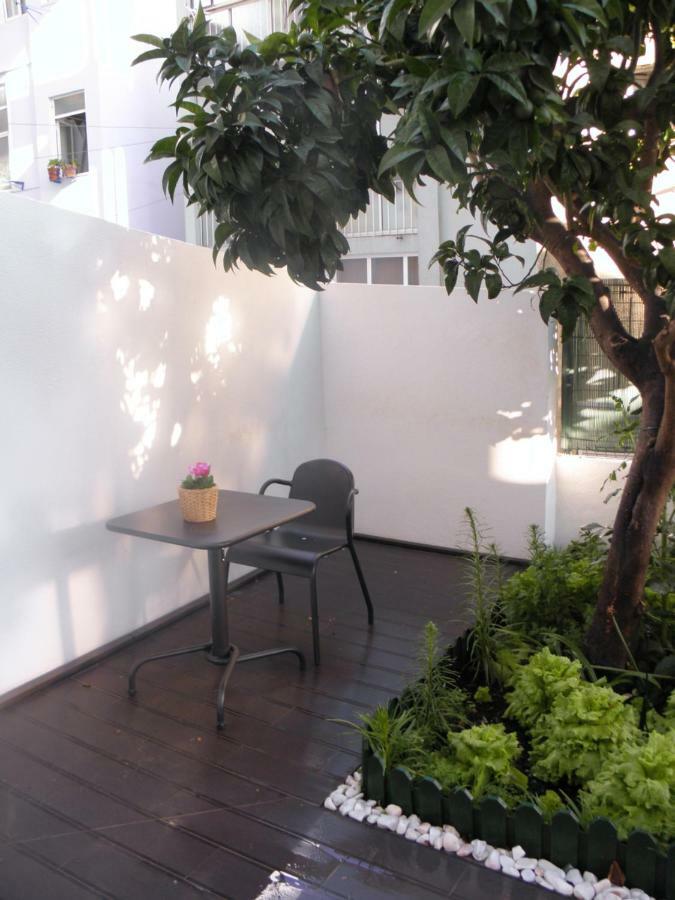 Sunny Orange Garden Apartment In Central 리스본 외부 사진