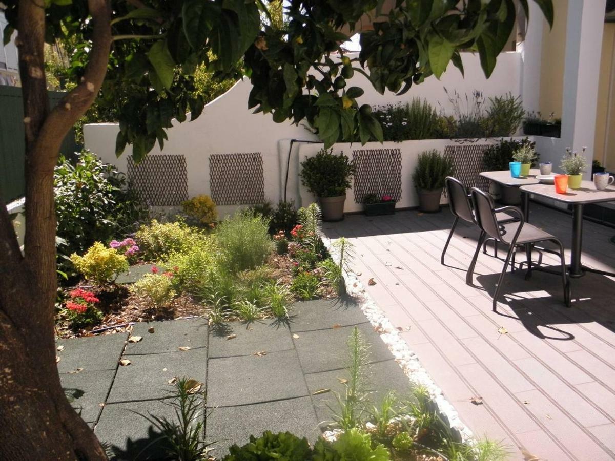 Sunny Orange Garden Apartment In Central 리스본 외부 사진